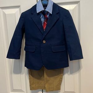 Nautica 4 piece suit, size 18M